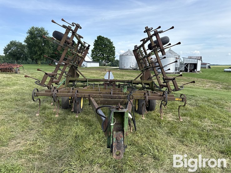 john-deere-960-image-2