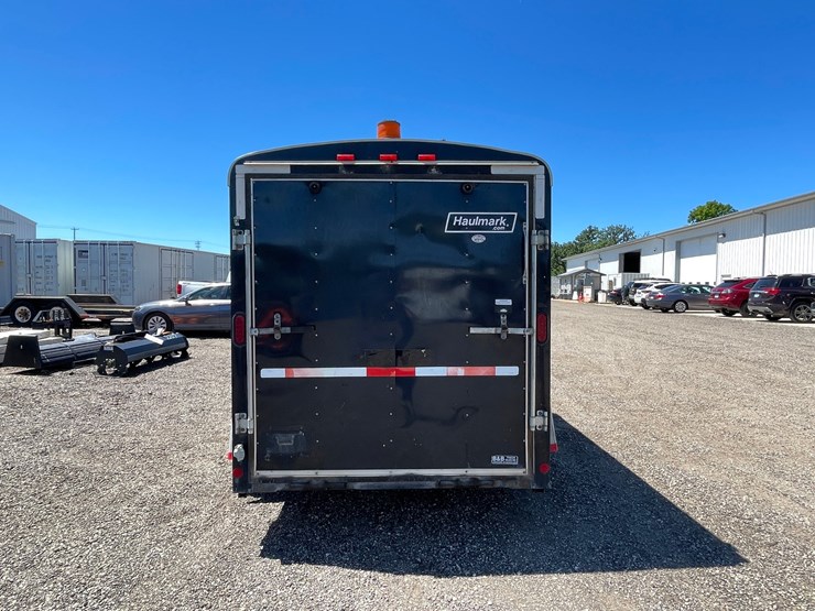 #2863-•-2004-haulmark-single-axle-enclosed-trailer-(has-wi-title)-image-6