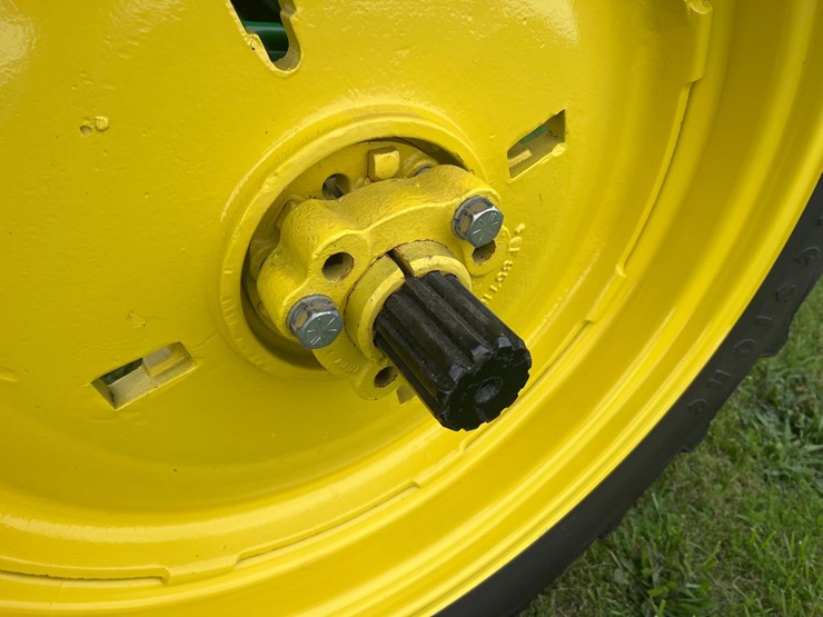 john-deere-g-image-8