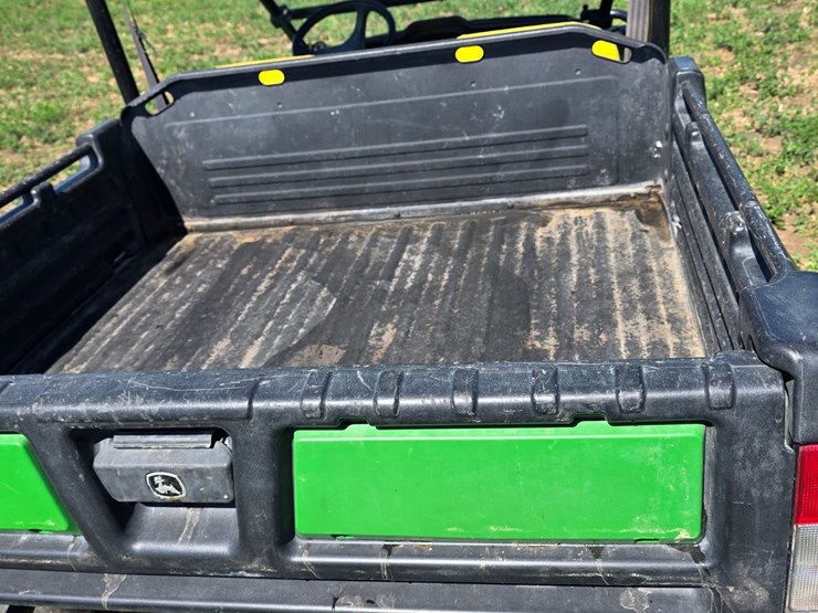 john-deere-gator-image-25