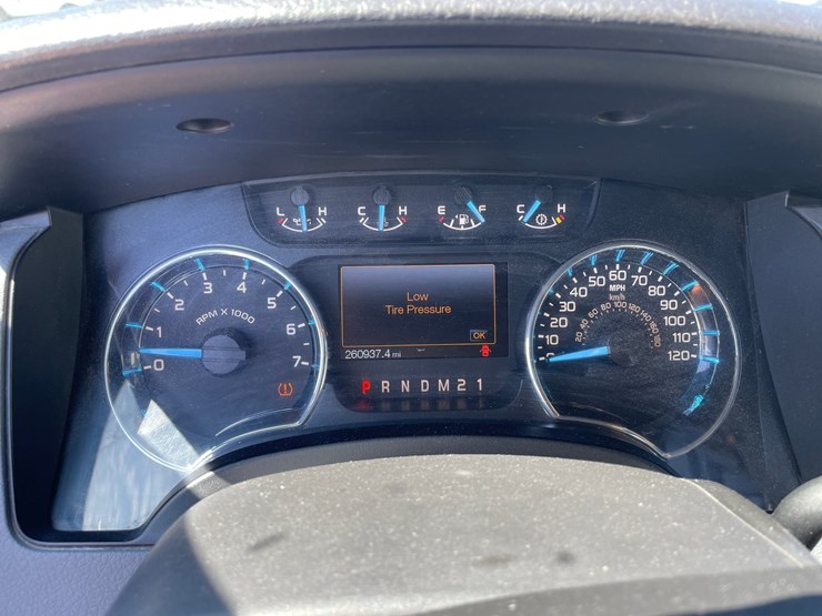2012-ford-f150-xlt-image-28