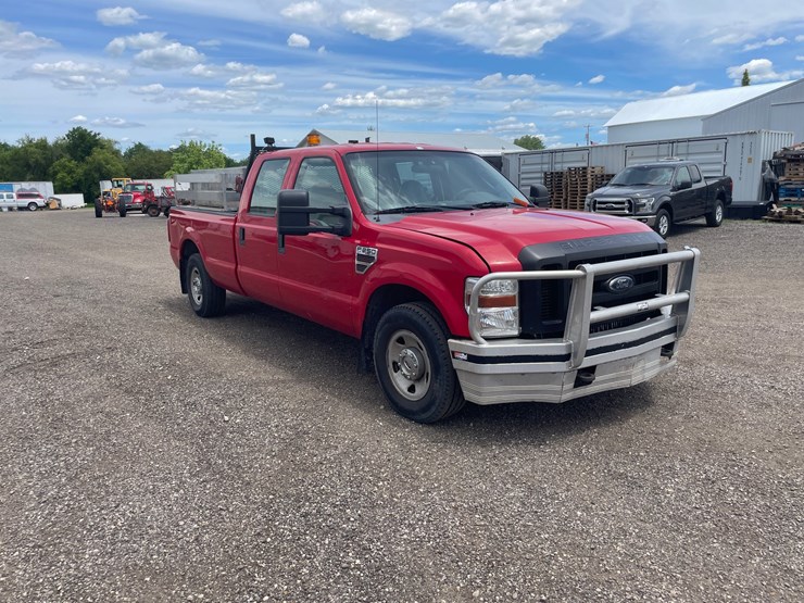 2008-ford-f250-xl-image-3