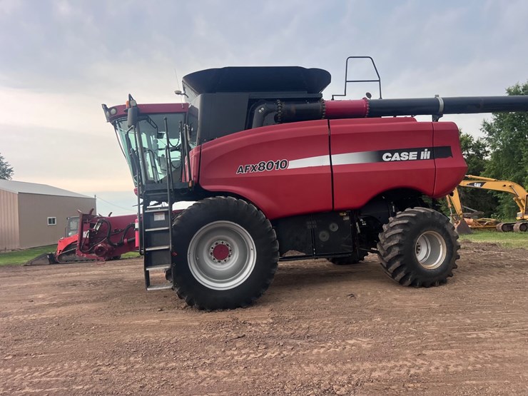 case-ih-8010-image-25