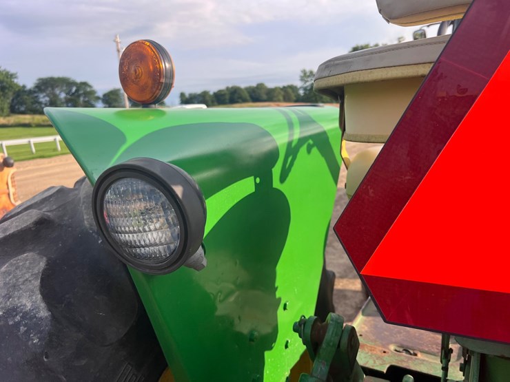 john-deere-4000-image-27