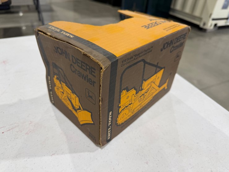 #47267-•-john-deere-crawler-vintage-toy-image-4