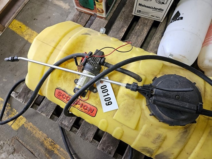 #109-•-scorpion-15-gallon-sprayer-image-4