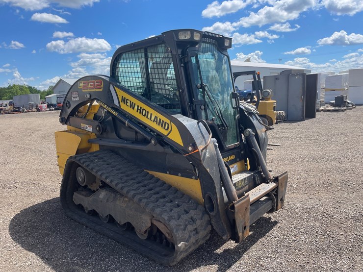 2018-new-holland-c232-image-3