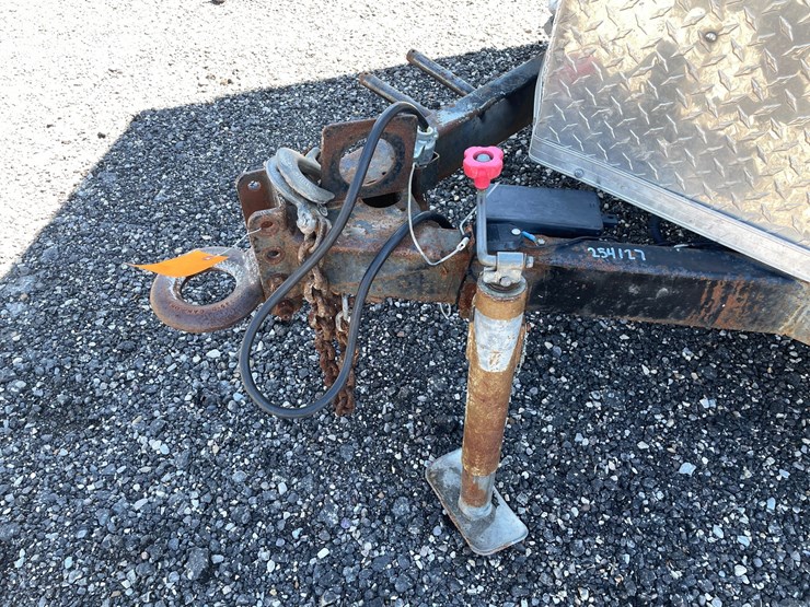 #2862-•-2017-pace-tandem-axle-enclosed-trailer-(has-wi-title)-image-12
