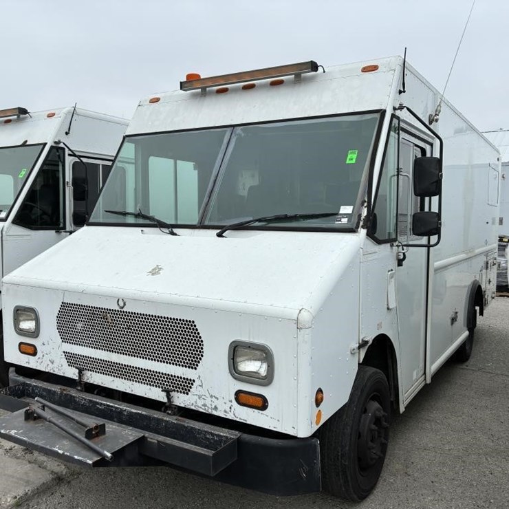 2008 WORKHORSE W62