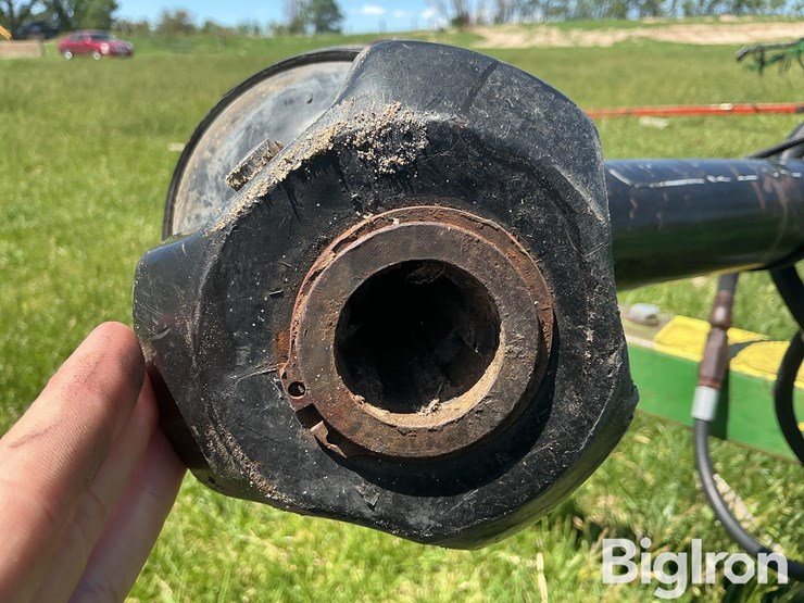 john-deere-450-image-10