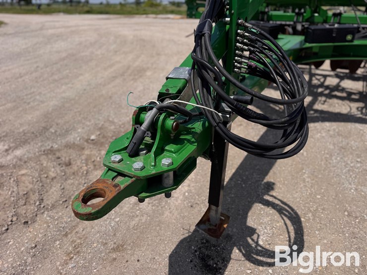 2018-john-deere-2730-image-9