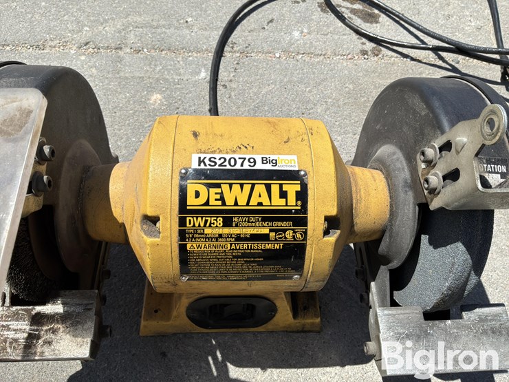 2011-dewalt-8”-bench-grinder-image-13