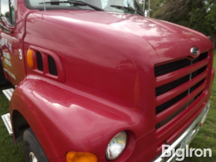 1999-sterling-l7501-image-13