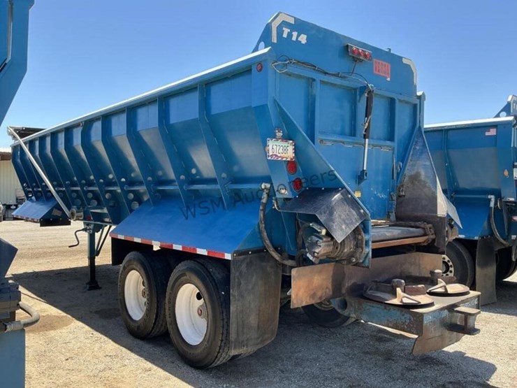 2018-versa-v-bottom-spreader-trailer-image-6