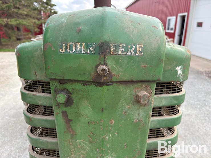 1949-john-deere-b-image-11