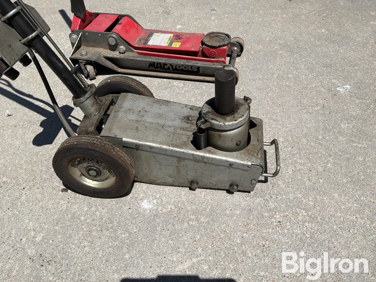 floor-jacks-image-12