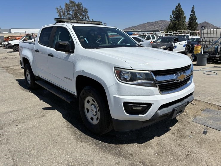 2018-chevrolet-colorado-image-2