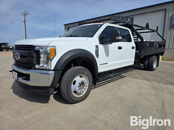 2019-ford-f550-xl-image-1