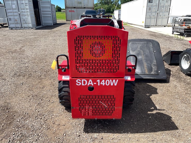 #2895-•-agt-sda-140w-wheeled-ride-on-mini-skid-steer-image-6