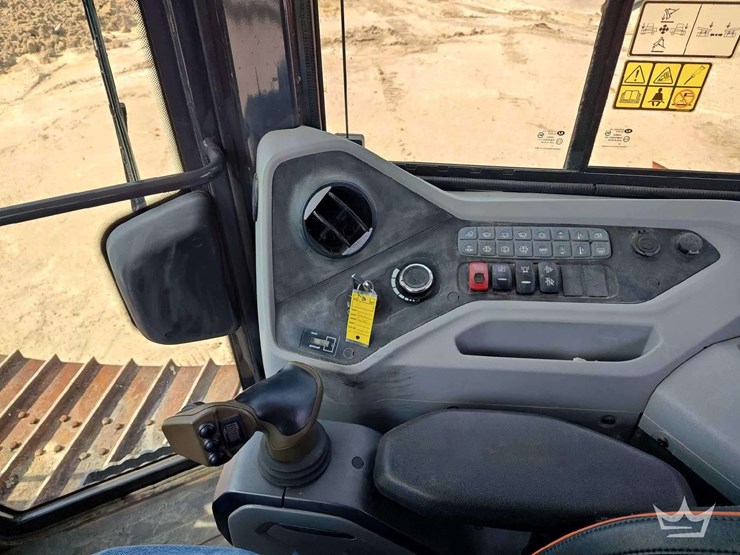 2023-doosan-dd100-image-36