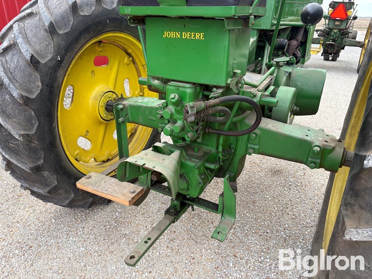1952-john-deere-60-image-16