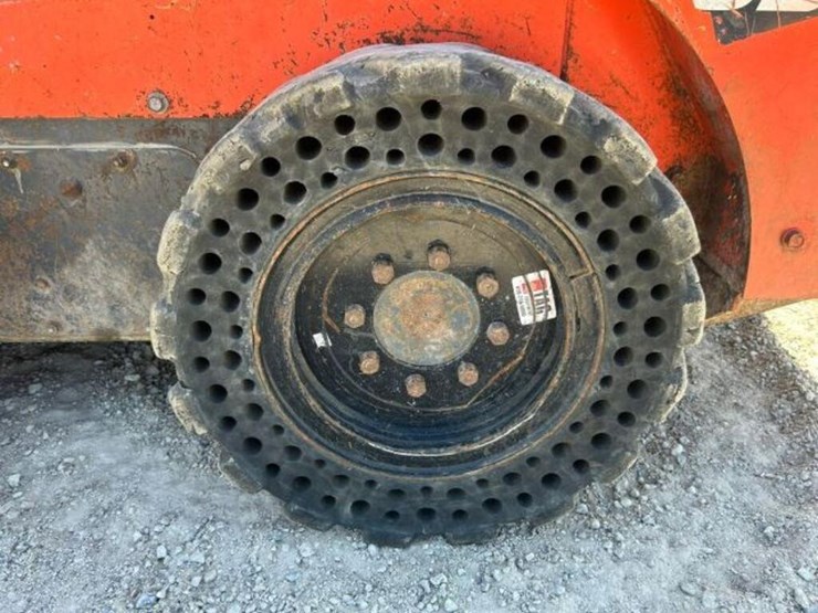 2018-kubota-ssv65-image-61