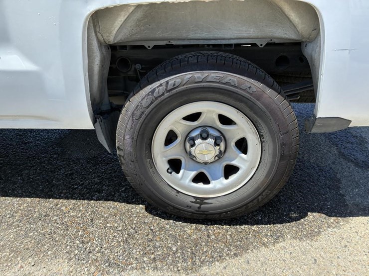 2016-chevrolet-1500-image-5
