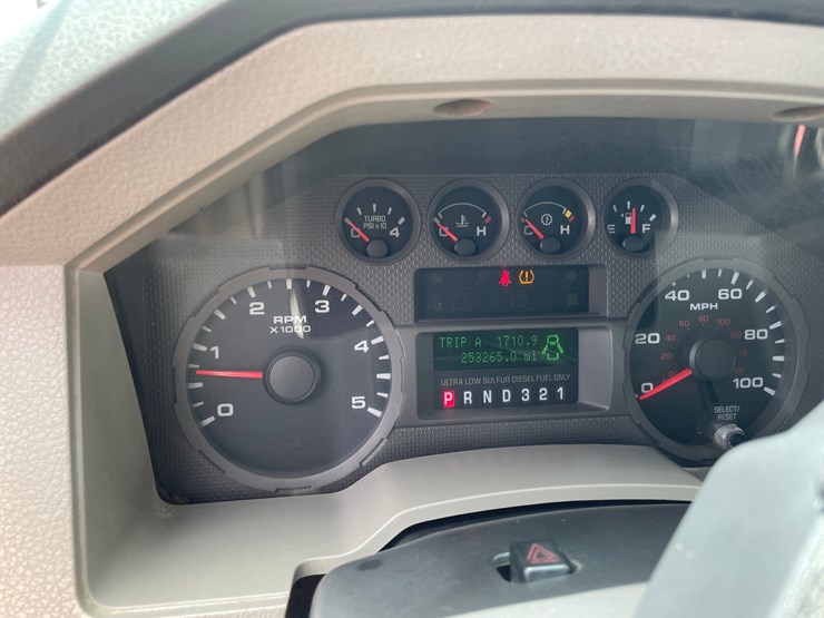 2008-ford-f250-xl-image-33