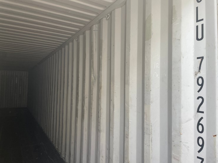 #2432-•-40'-standard-height-shipping-container-image-10