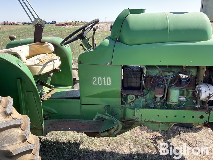 1961-john-deere-2010-image-16