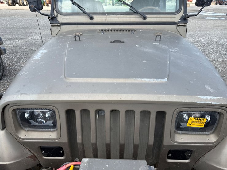 1988-jeep-wrangler-image-31