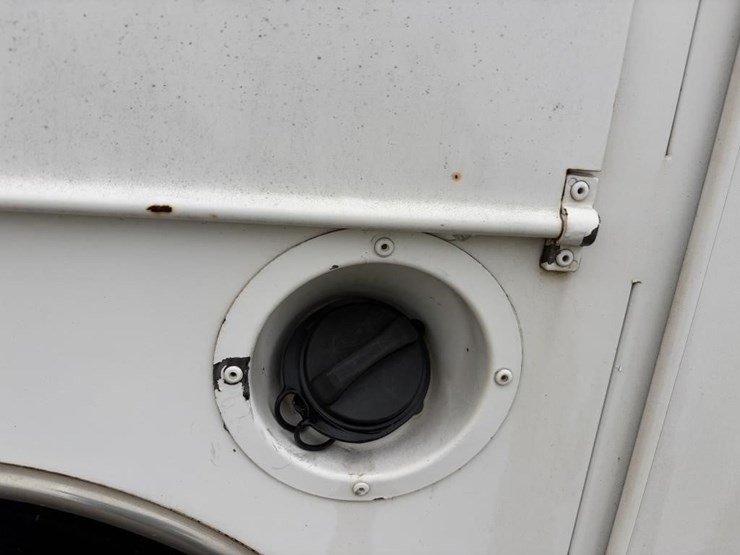 2009-chevrolet-silverado-3500-image-6