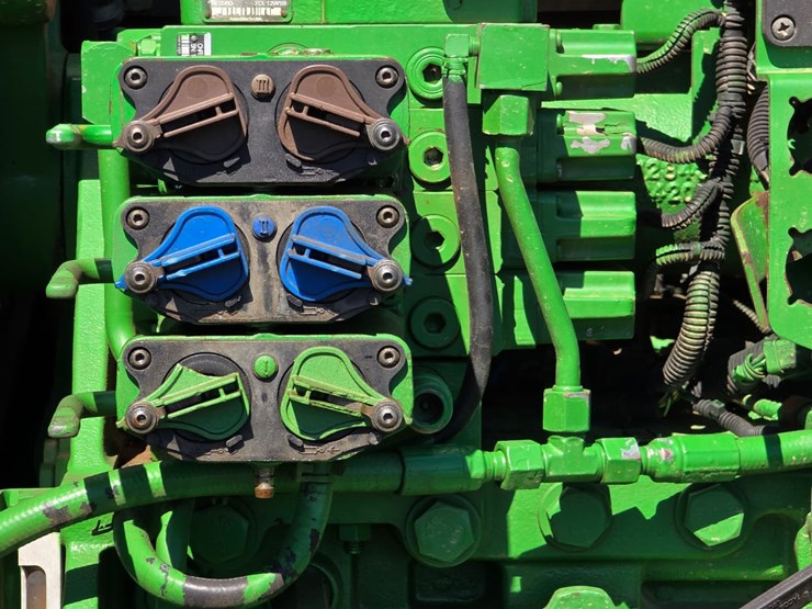 john-deere-7230r-image-35