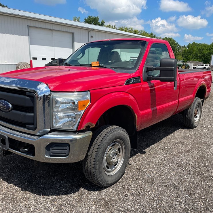 2012 FORD F350 XL