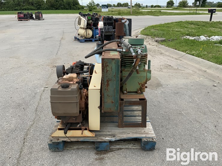 massey-ferguson-730-image-8