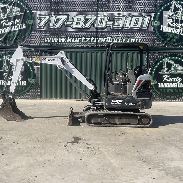 2019 BOBCAT E32i