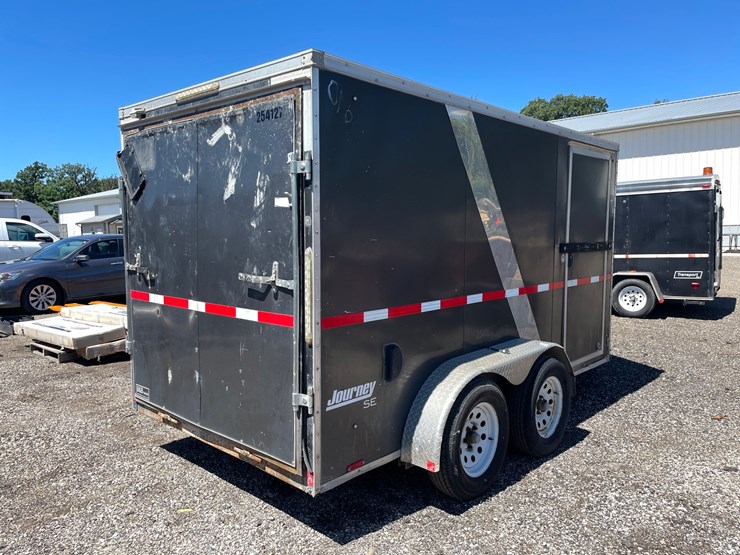 #2862-•-2017-pace-tandem-axle-enclosed-trailer-(has-wi-title)-image-5