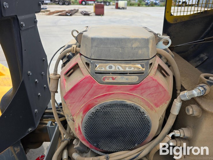 2015-wacker-neuson-rd12-image-19
