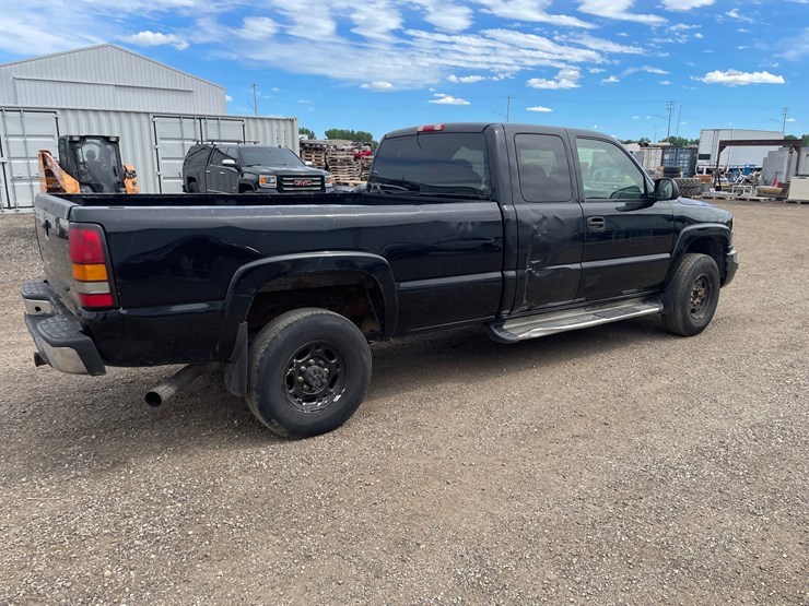 2006-gmc-2500hd-image-5