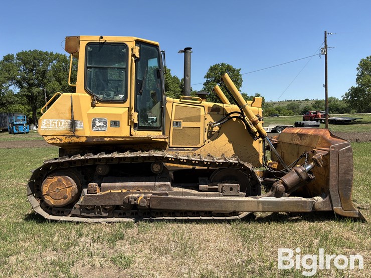 1998-deere-850c-image-4