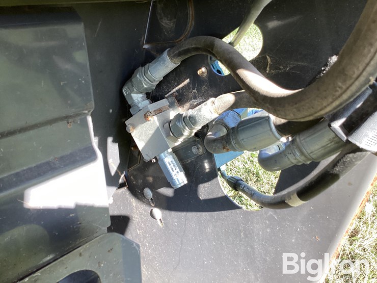 2015-massey-ferguson-5300-image-18