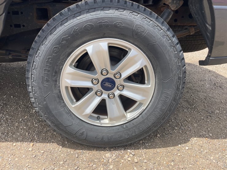 2015-ford-f150-xlt-image-17