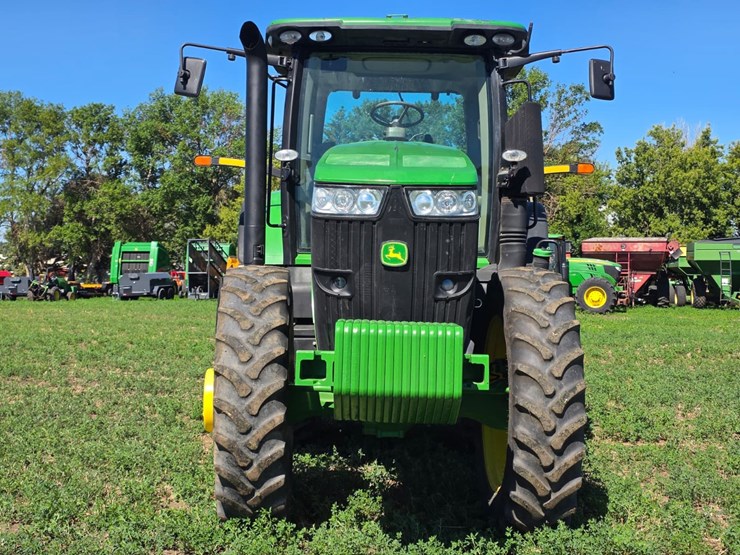 john-deere-7230r-image-17