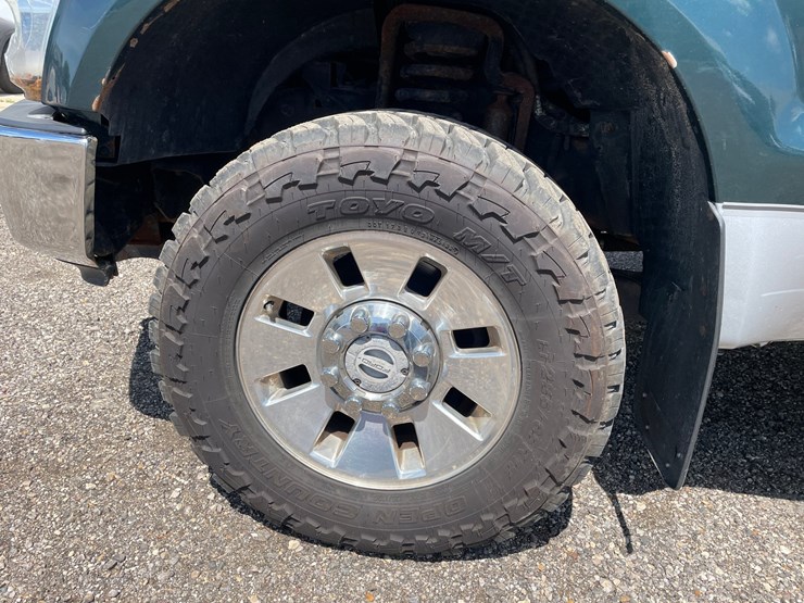 2008-ford-f250-image-9