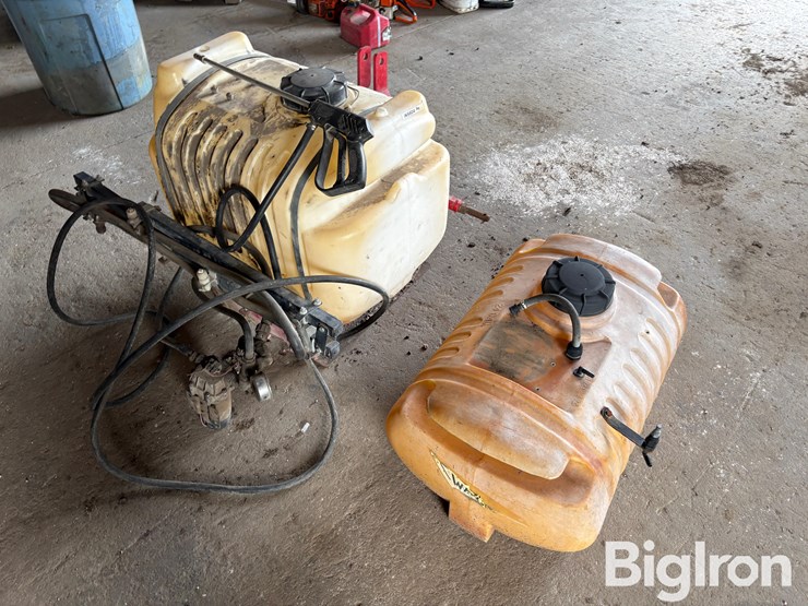 40-gal-3-pt-sprayer-w/8'-boom-&-24-gal-tank-image-1