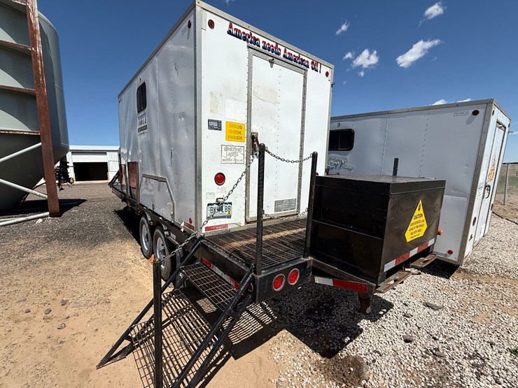 2000-crkg-24’x102”-t/a-porta-potty-doghouse-gooseneck-trailer-image-5