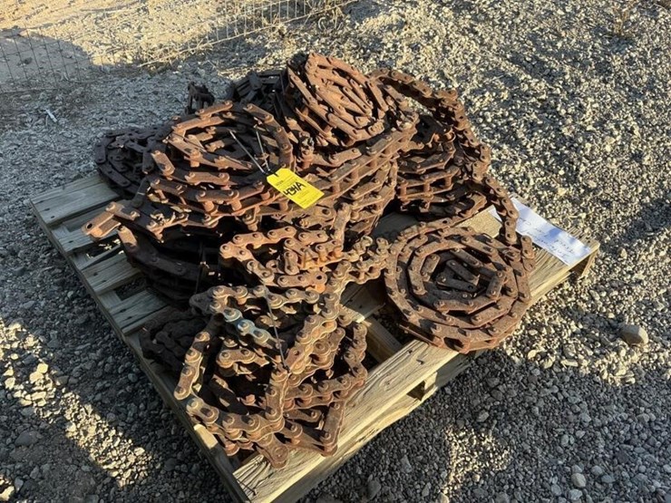 pallet-of-international-spreader-truck-floor-image-2
