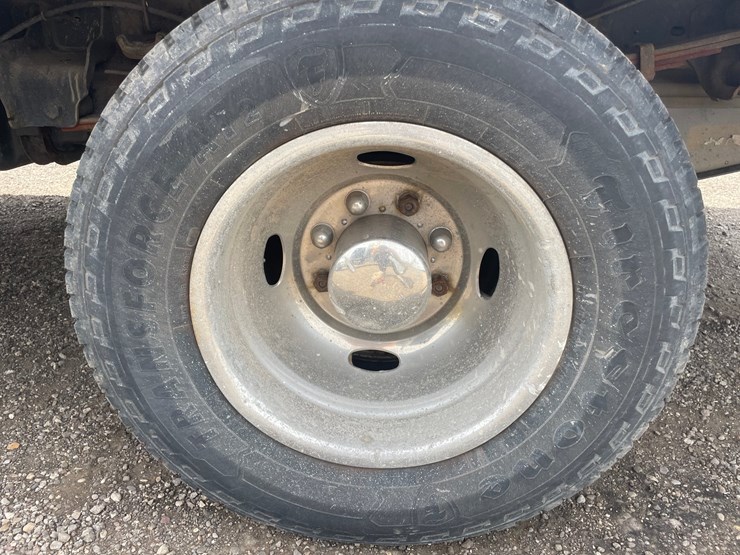 2012-ford-f350-xl-image-14