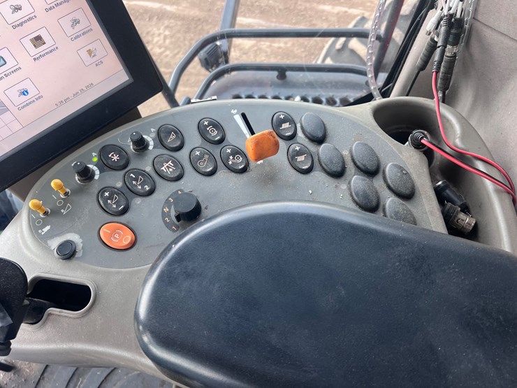 case-ih-8010-image-45
