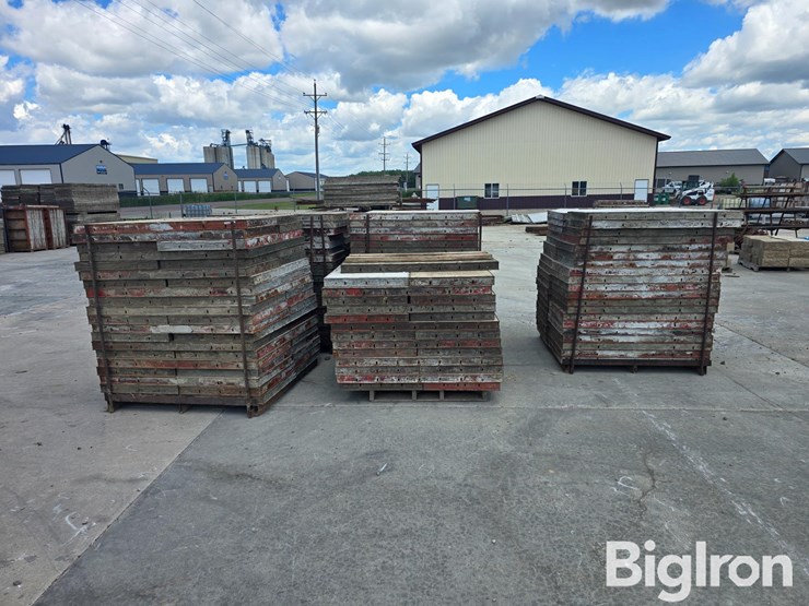 4'-concrete-wall-forms-image-2